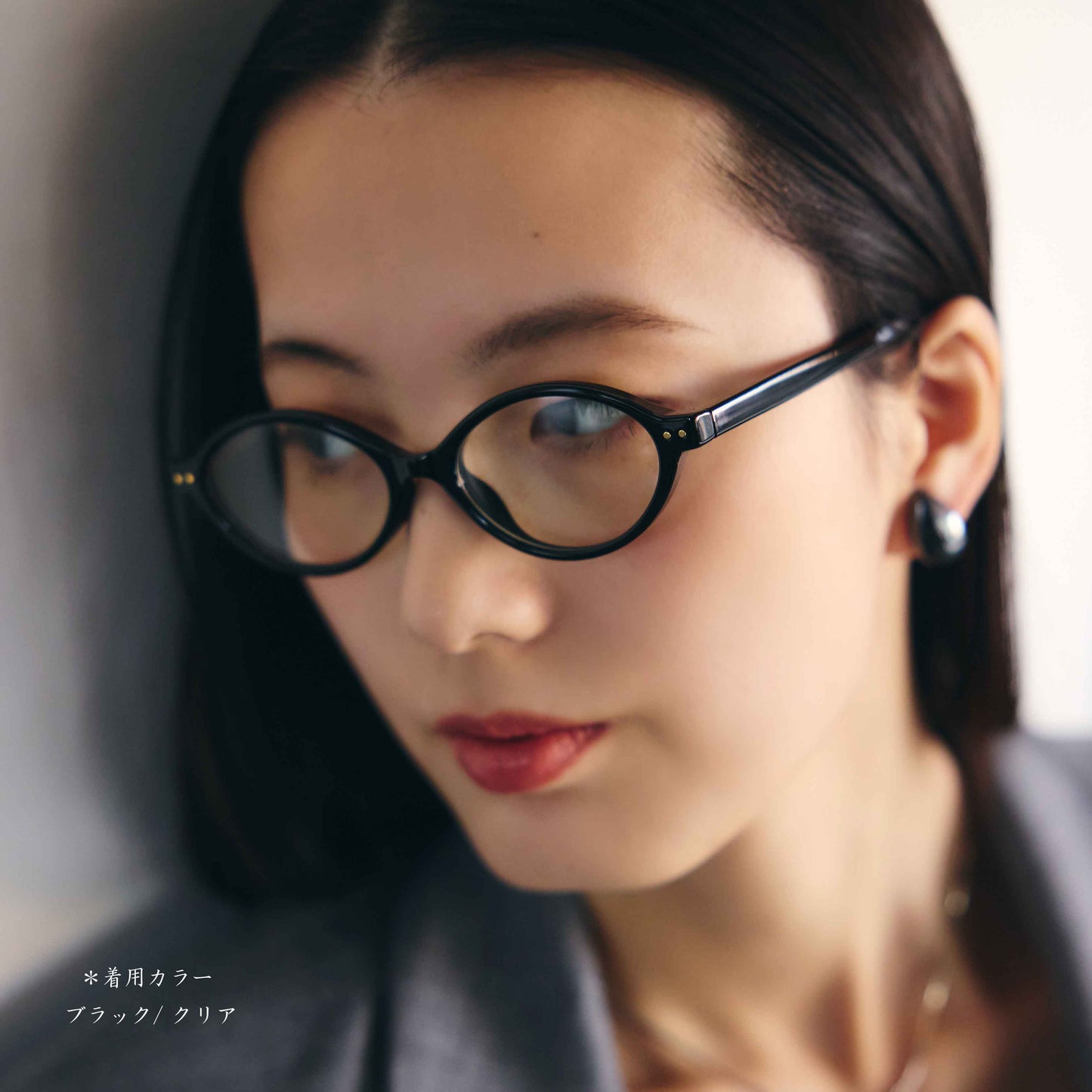 noeyedia_NE-463-BKCL_モデル画像_伊達メガネ_ブラック/クリア_オーバル